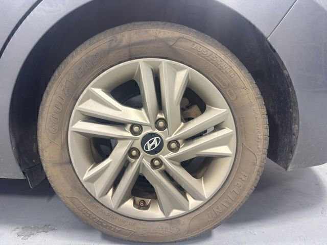 Used 2019 Hyundai Elantra Value Edition w/ Cargo Package image 9