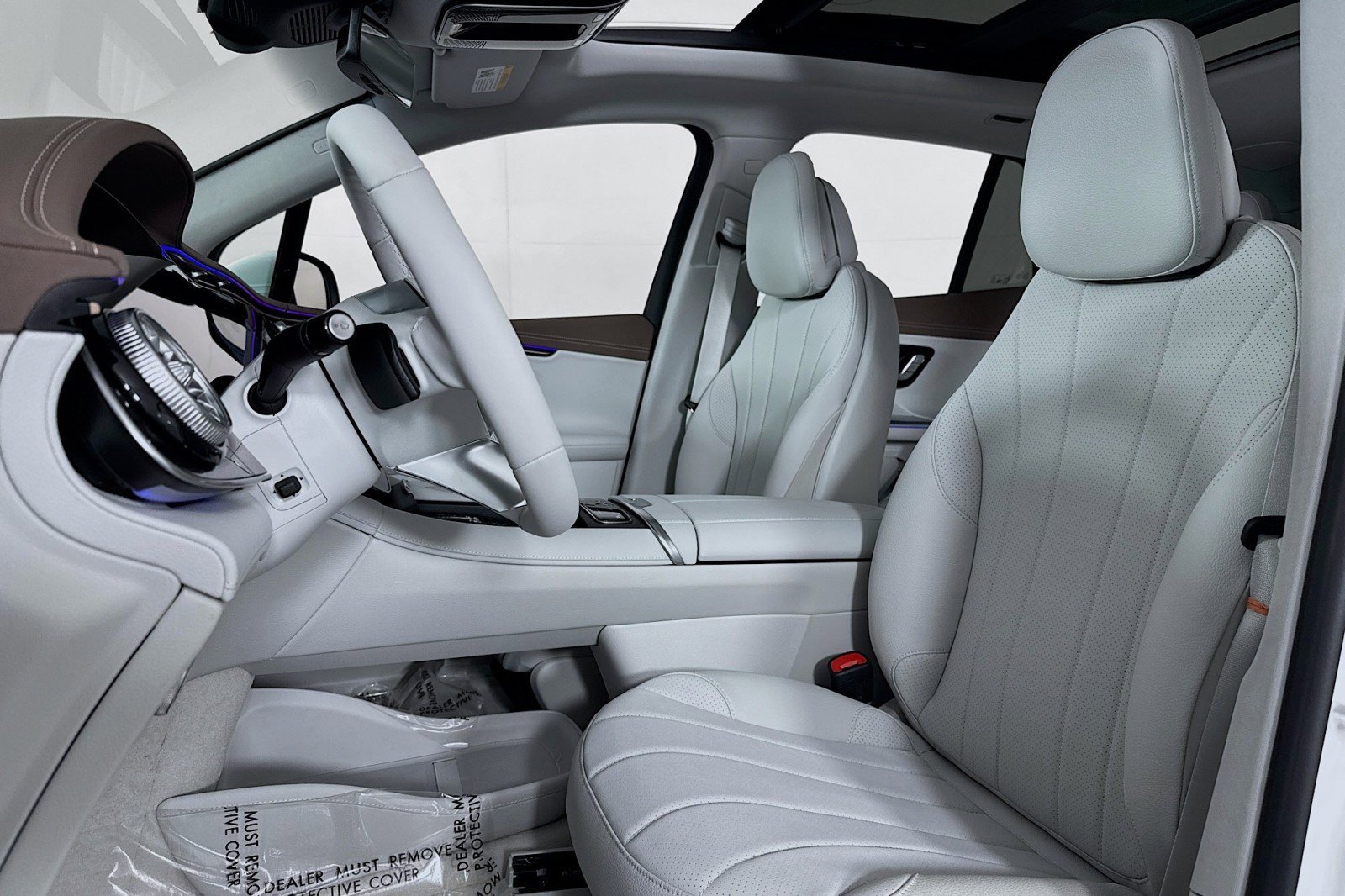 New 2026 Mercedes-Benz EQE 320 4MATIC SUV image 15