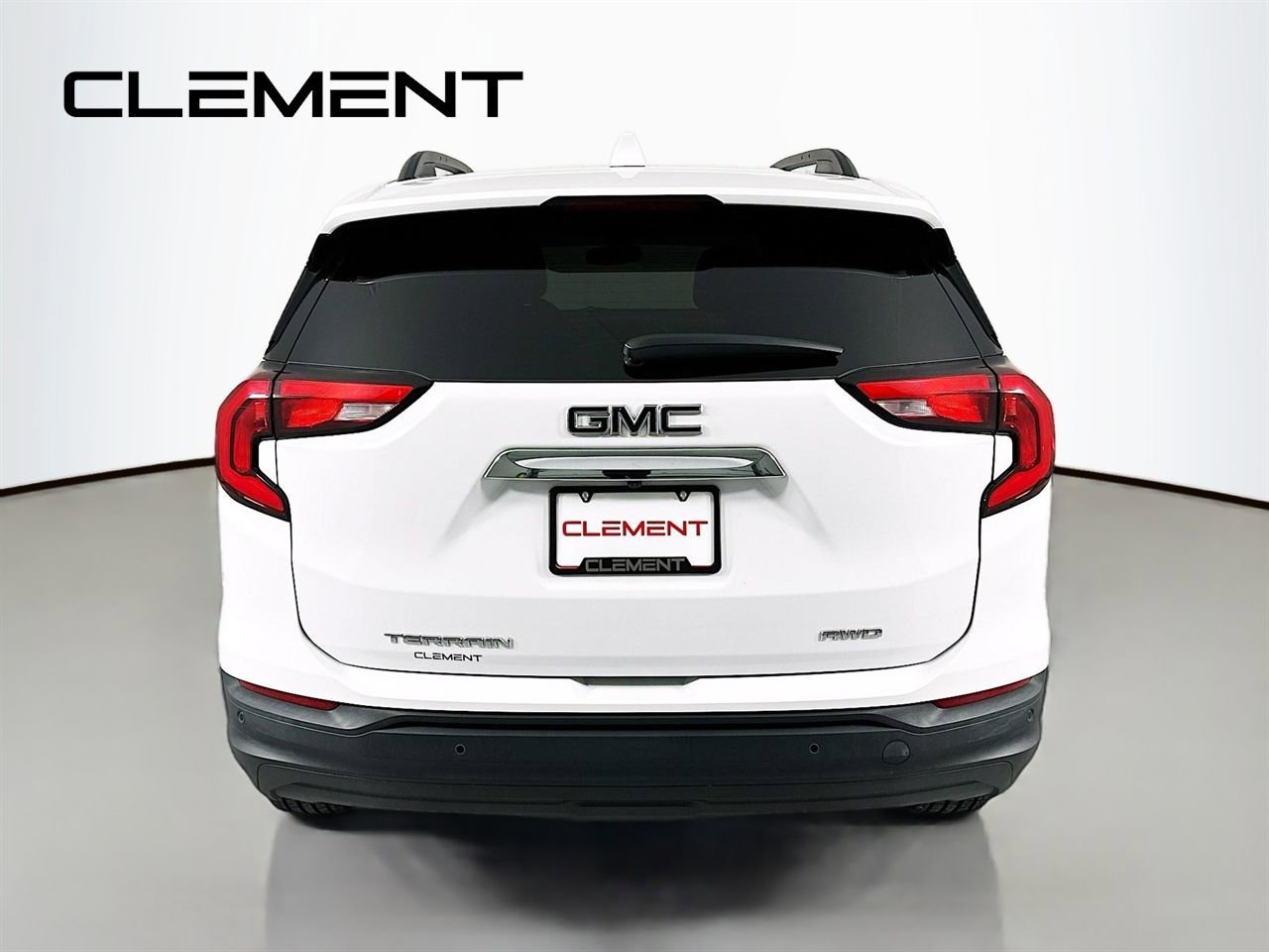 Used 2021 GMC Terrain SLE w/ Driver Convenience Package image 8