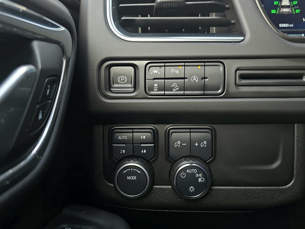 Used 2023 Chevrolet Tahoe Z71 AWD/4WD image 8