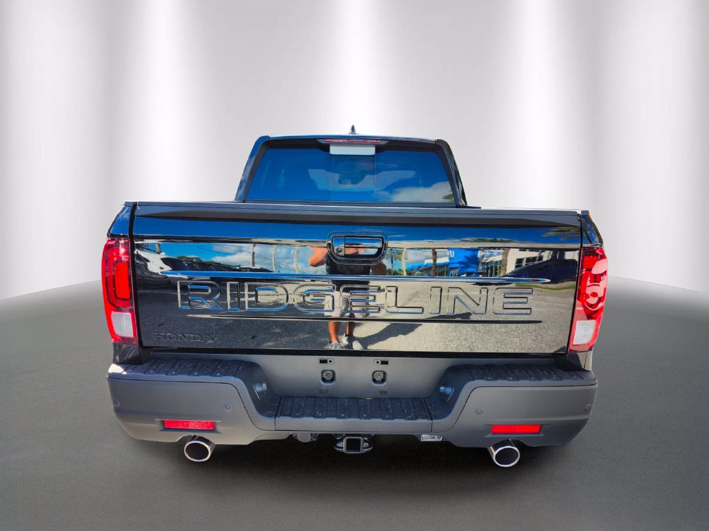 New 2026 Honda Ridgeline Black Edition image 10