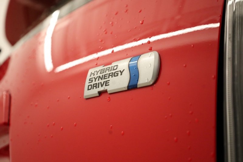 Used 2018 Toyota Prius C Two image 38