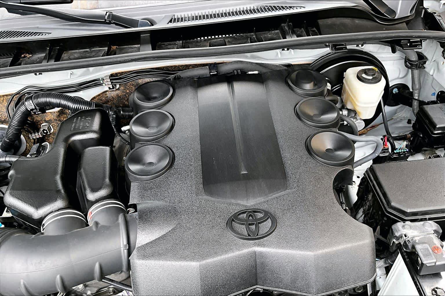 Used 2024 Toyota 4Runner SR5 RWD image 32