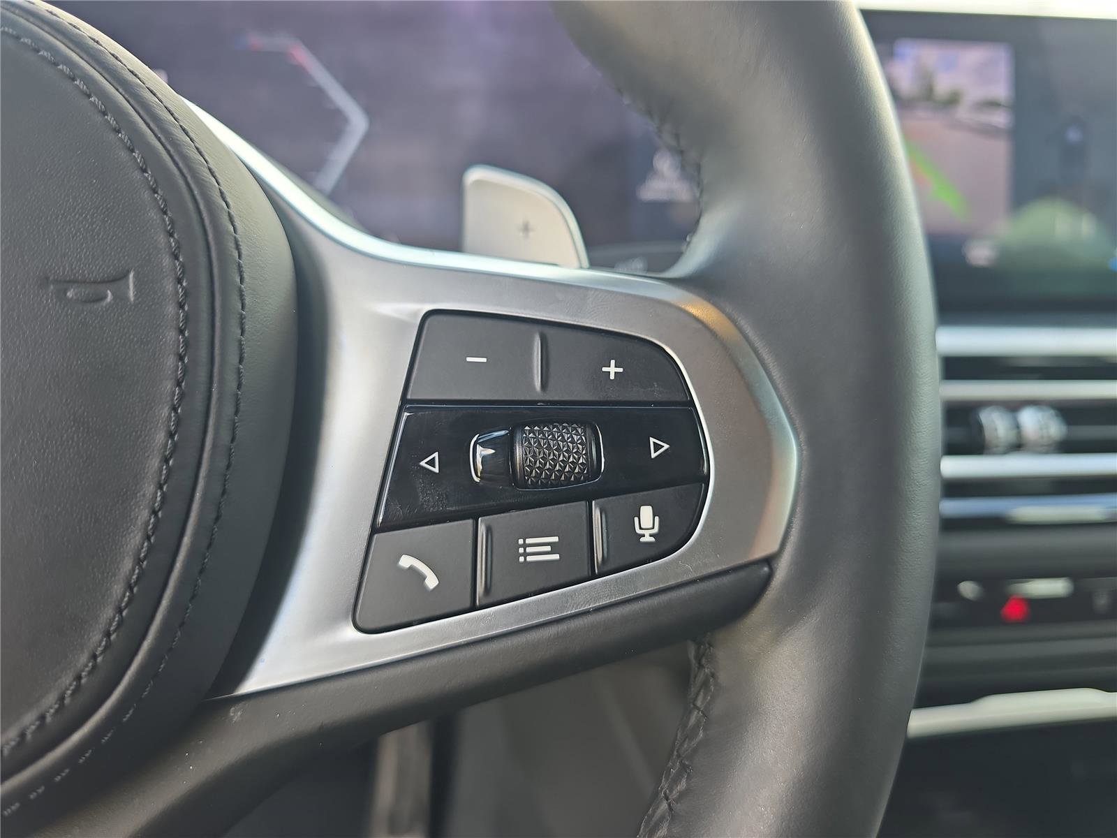 Certified 2023 BMW 330i Sedan w/ M Sport Package image 21