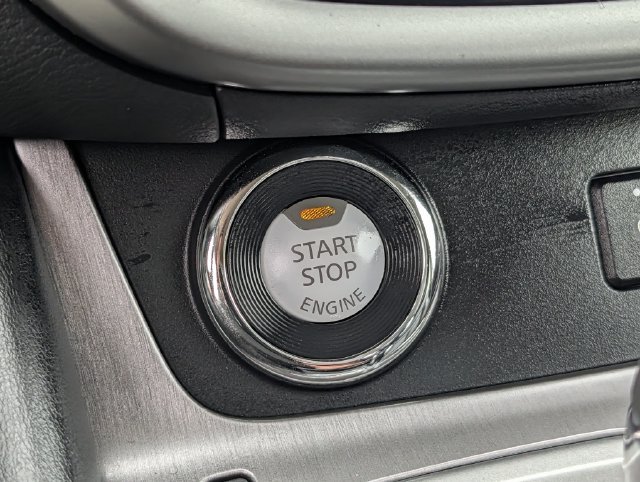 Used 2024 Nissan Murano SV w/ SV Midnight Edition Package FWD image 18
