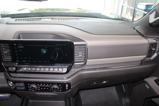 Used 2024 Chevrolet Silverado 2500 ZR2 w/ Technology Package image 26