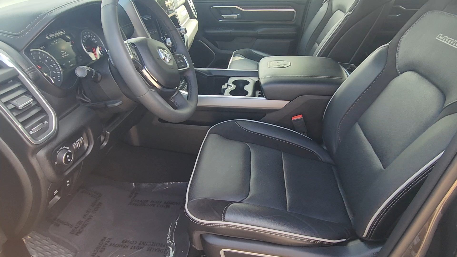 Used 2025 RAM 1500 Laramie w/ Sport Appearance Package AWD/4WD image 19