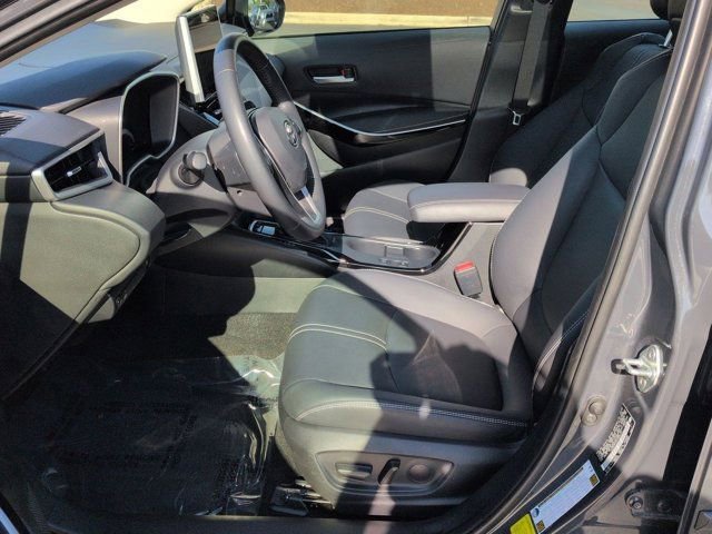 Certified 2025 Toyota Corolla XLE FWD image 8