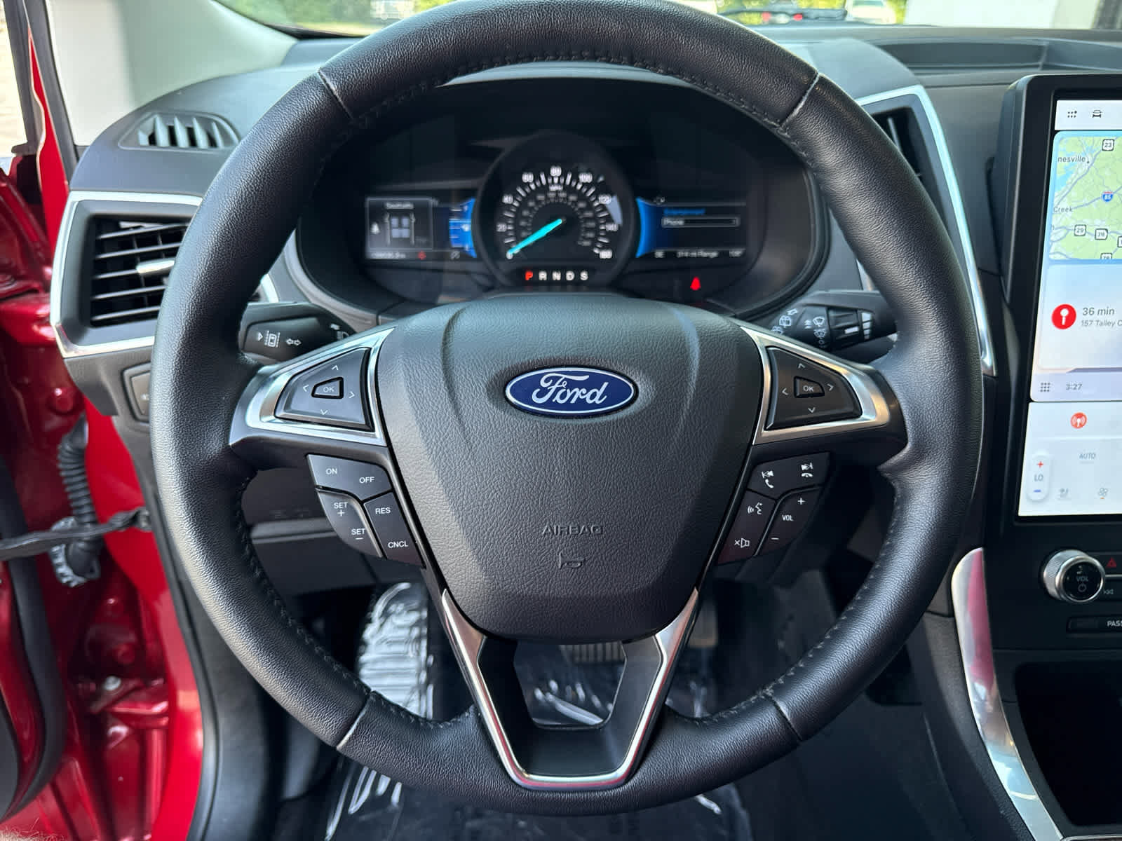 Certified 2024 Ford Edge Titanium image 10