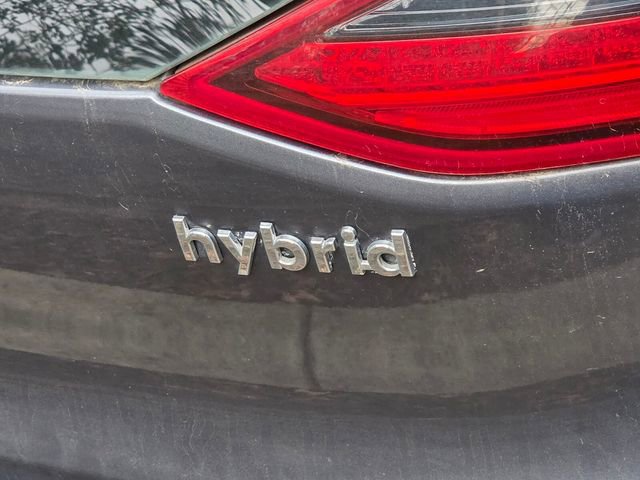 Used 2017 Hyundai Ioniq SEL image 8