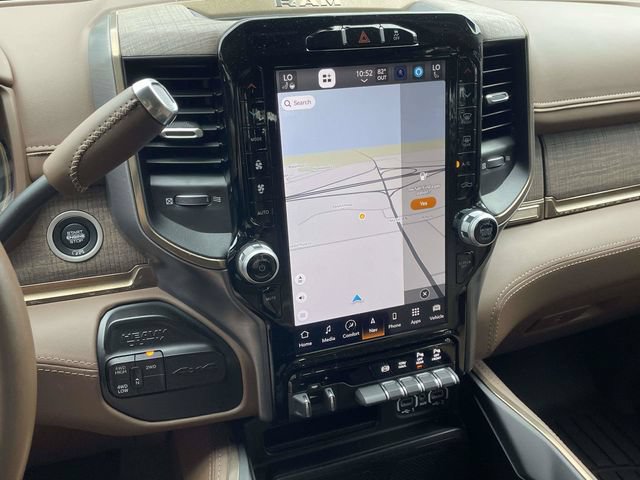 Used 2024 RAM 2500 Limited w/ Towing Technology Group AWD/4WD image 13