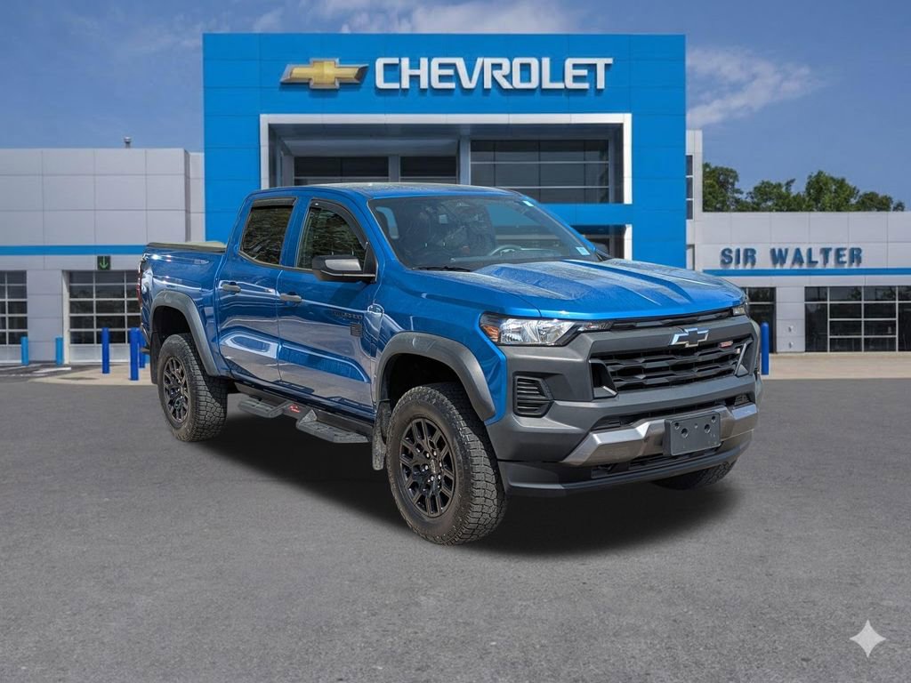 Used 2023 Chevrolet Colorado Trail Boss AWD/4WD image 8