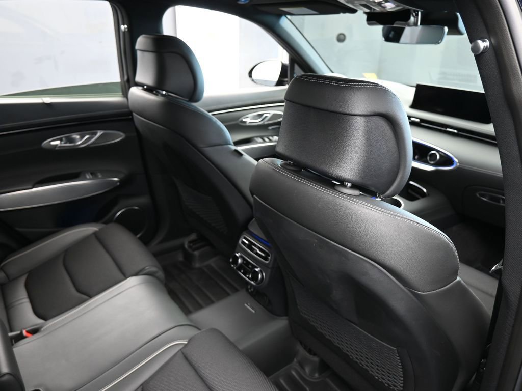 Used 2024 Genesis GV70 2.5T w/ Sport Prestige Package image 51