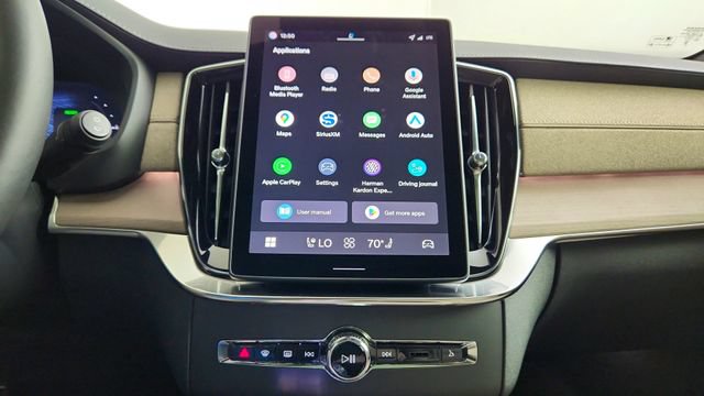 New 2026 Volvo XC90 T8 Plus w/ Protection Package Premier AWD/4WD image 20