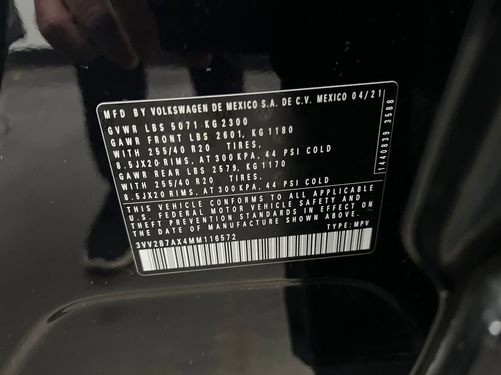 Used 2021 Volkswagen Tiguan SE R-Line image 33