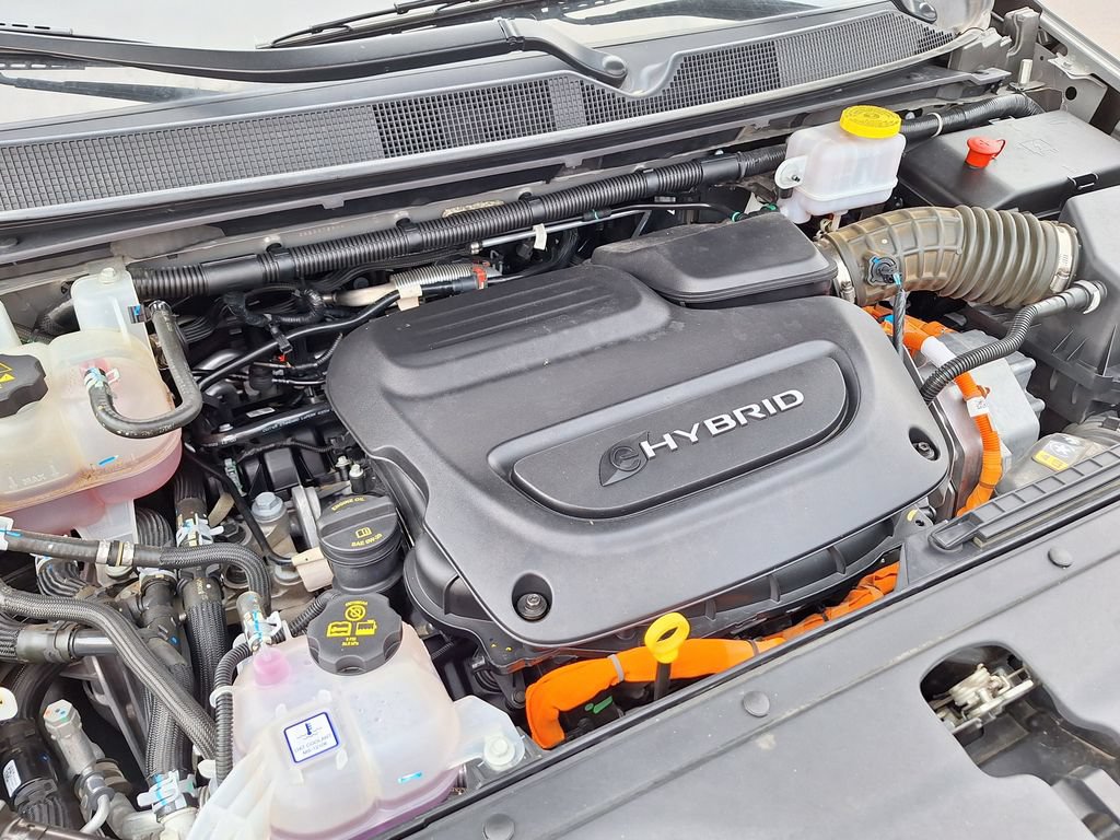 Used 2022 Chrysler Pacifica Touring-L w/ S Appearance Package FWD image 35