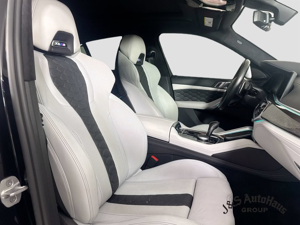 Used 2021 BMW X6 M w/ Executive Package AWD/4WD image 35