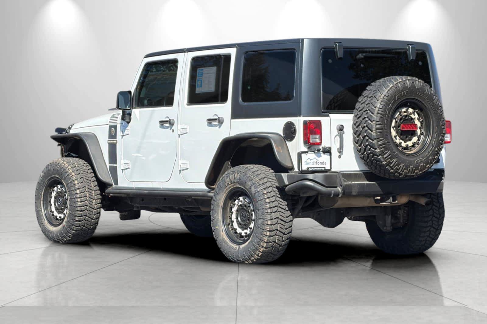 Used 2018 Jeep Wrangler Unlimited Sport AWD/4WD image 6