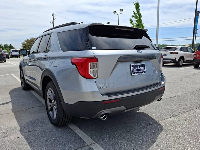 Certified 2022 Ford Explorer XLT w/ Equipment Group 202A AWD/4WD image 10