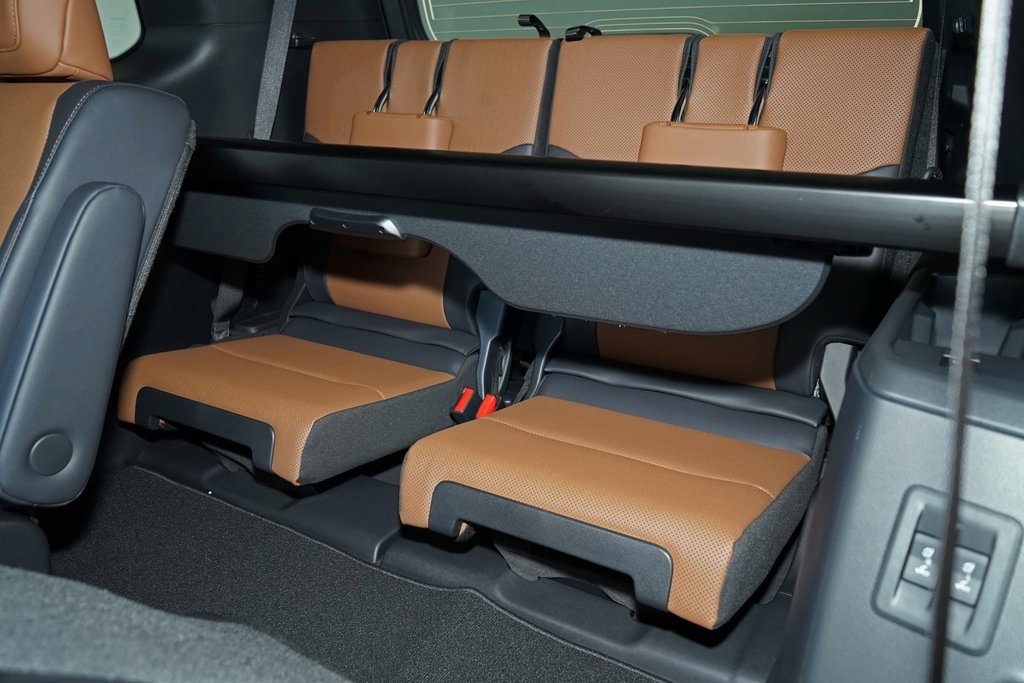 Used 2025 Lexus GX 550 image 28