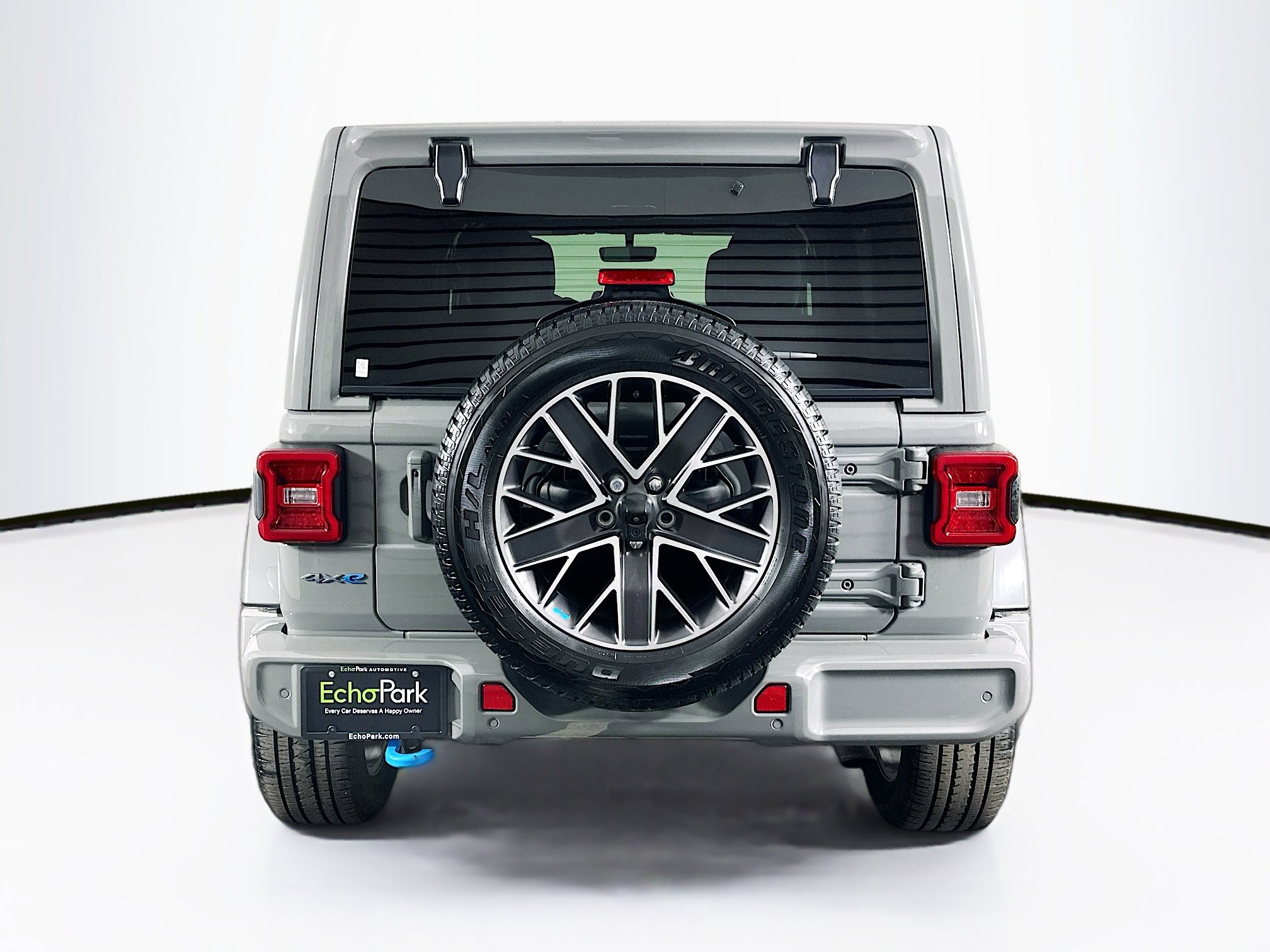 Used 2023 Jeep Wrangler Unlimited Sahara image 7