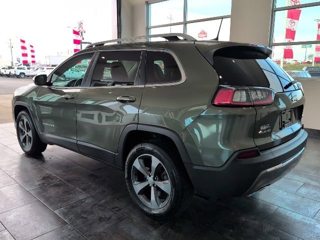 Used 2019 Jeep Cherokee Limited image 5