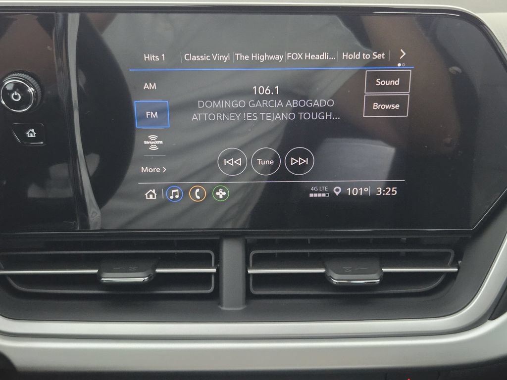 New 2026 Chevrolet Trax RS w/ Driver Confidence Package FWD image 18
