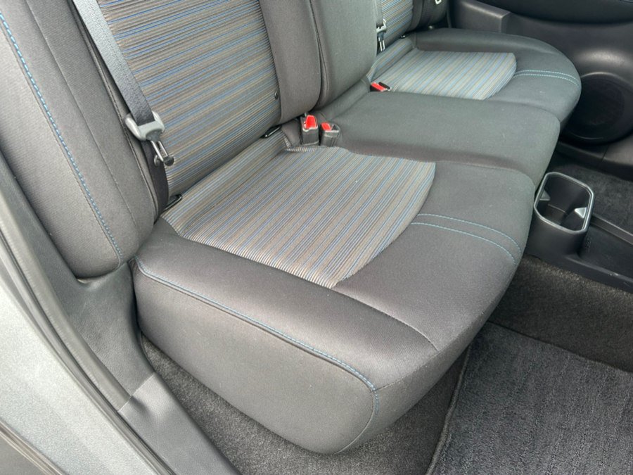 Used 2025 Nissan Leaf S FWD image 37