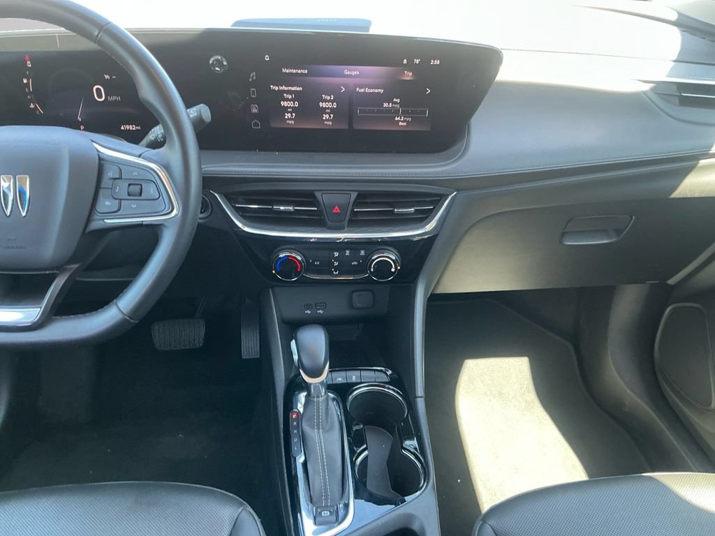 Used 2024 Buick Encore GX Sport Touring AWD/4WD image 11