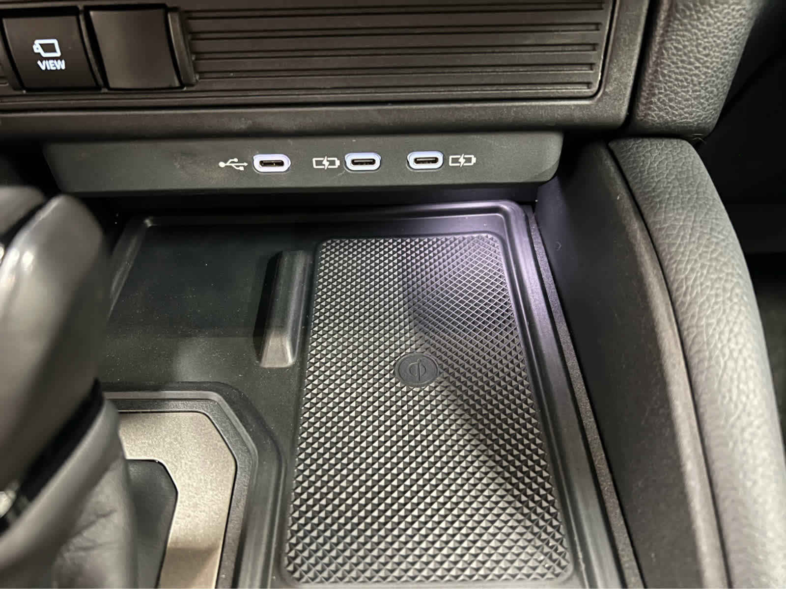 Used 2025 Toyota Land Cruiser image 33