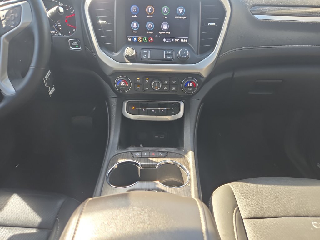 Used 2023 GMC Acadia SLT w/ Technology Package AWD/4WD image 12