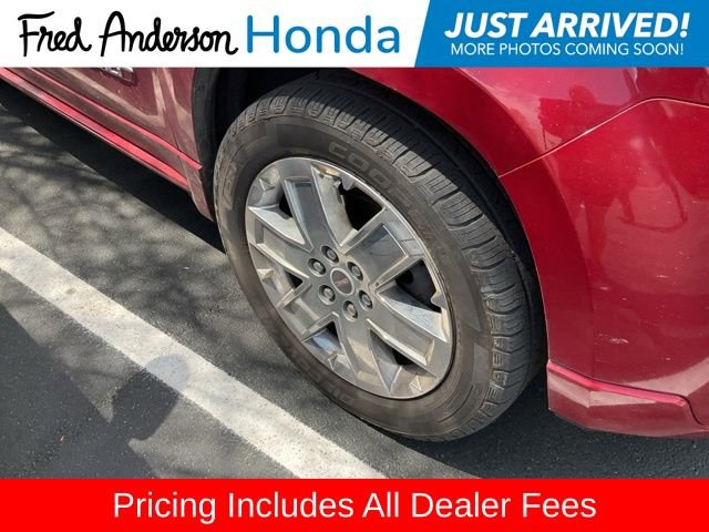 Used 2014 GMC Acadia Denali FWD image 2