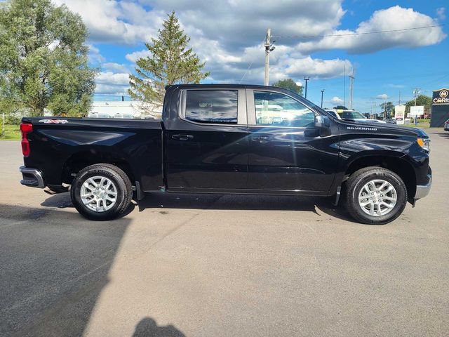 Used 2025 Chevrolet Silverado 1500 LT AWD/4WD image 6