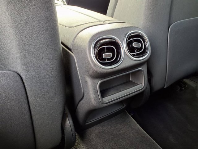Certified 2025 Mercedes-Benz GLC 300 image 18