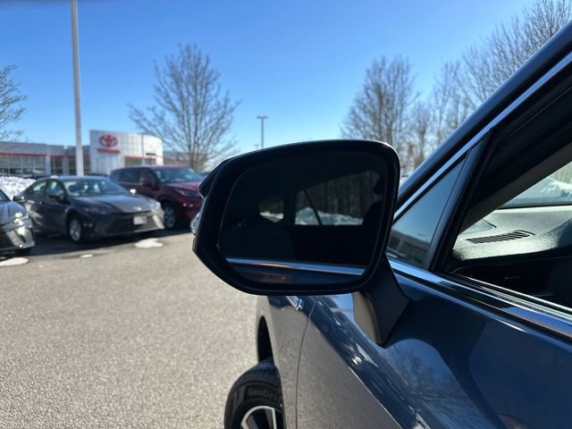 Certified 2021 Toyota Venza LE w/ Carpet Mat Package (TMS) image 16