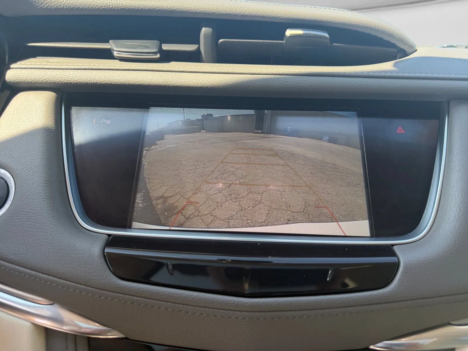 Used 2018 Cadillac XT5 Luxury AWD/4WD image 37