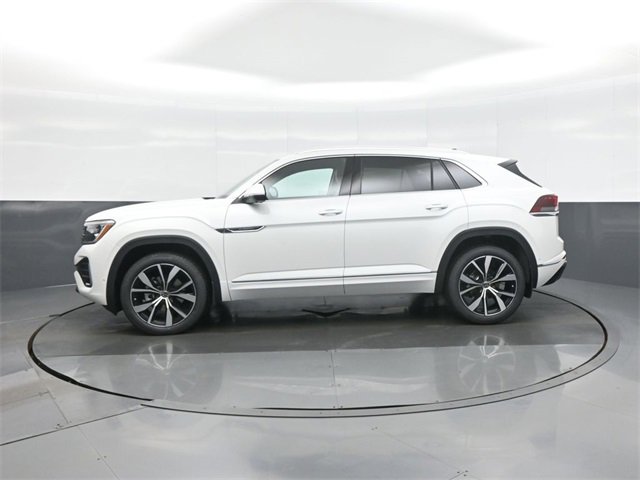 New 2026 Volkswagen Atlas Cross Sport SEL Premium R-Line image 4