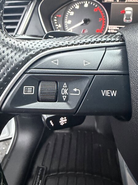 Used 2021 Audi SQ5 Premium image 35