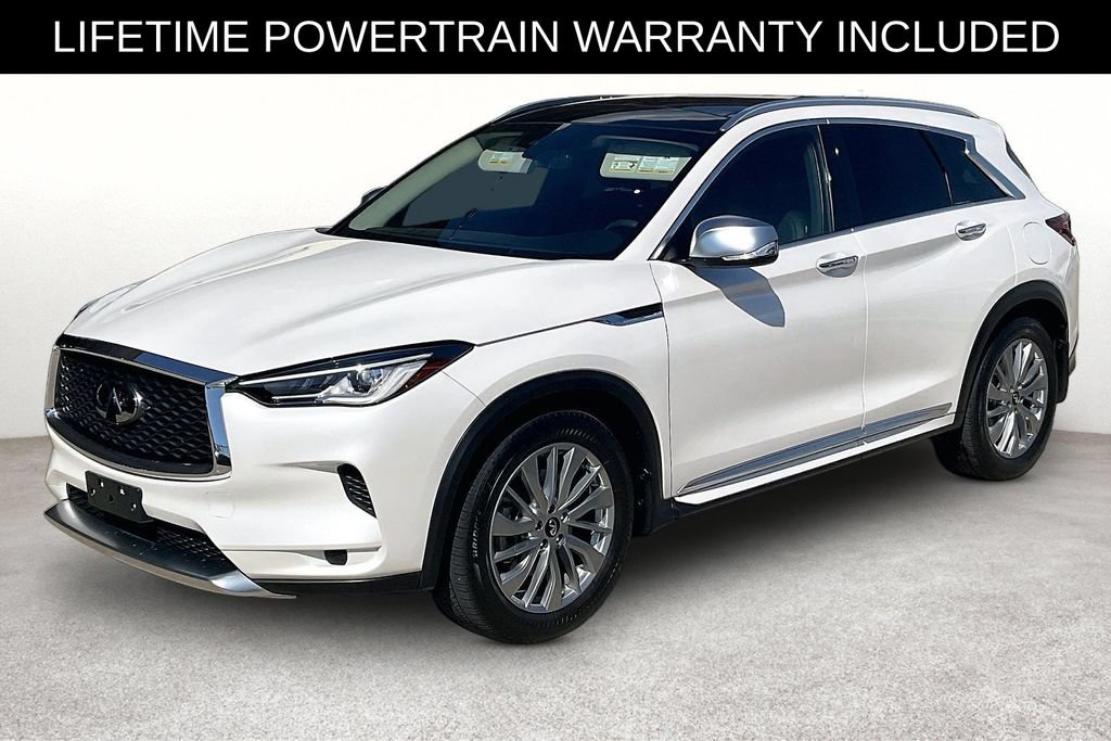 Certified 2024 INFINITI QX50 Luxe w/ Accent Package FWD image 9