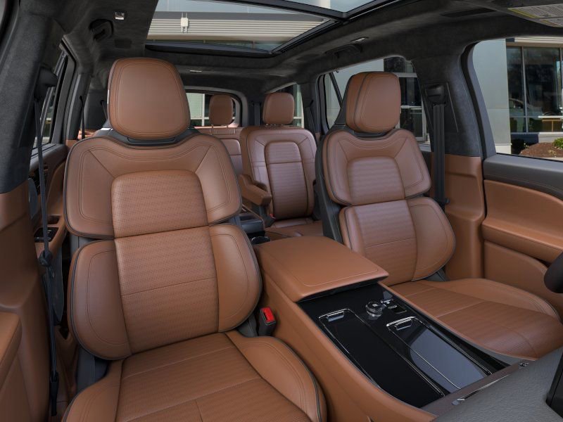 New 2026 Lincoln Aviator Black Label AWD/4WD image 10