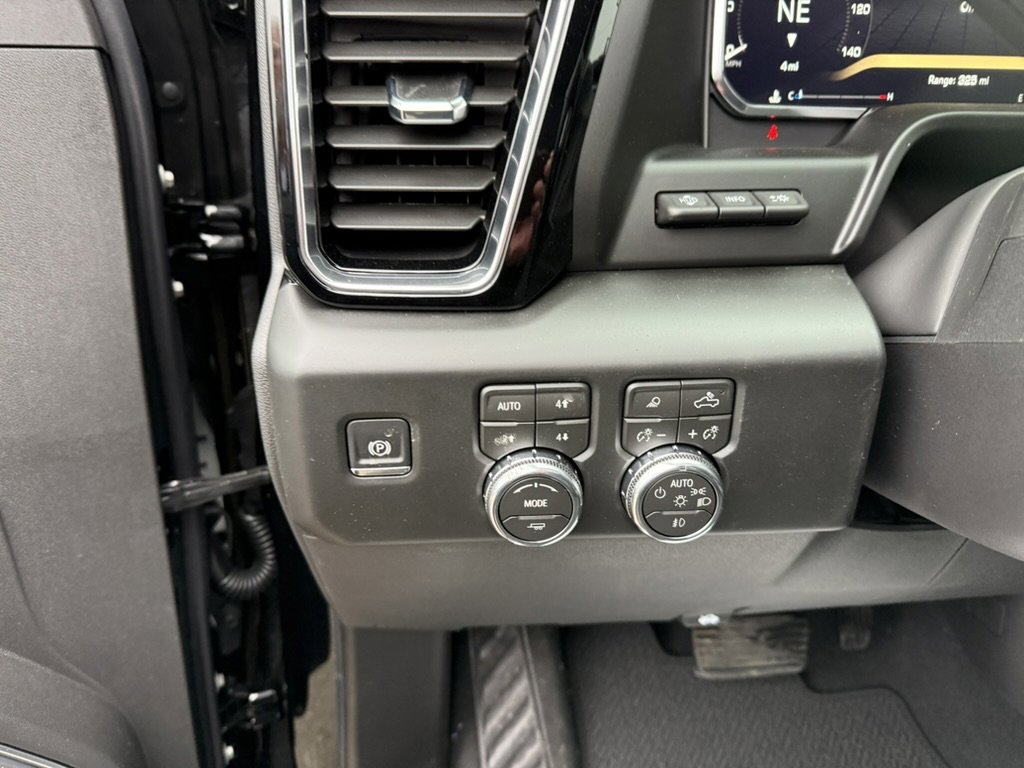 New 2026 GMC Sierra 1500 Denali w/ Denali Reserve Package image 15