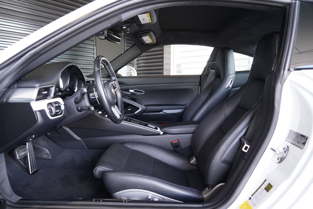 Certified 2017 Porsche 911 Carrera RWD image 12