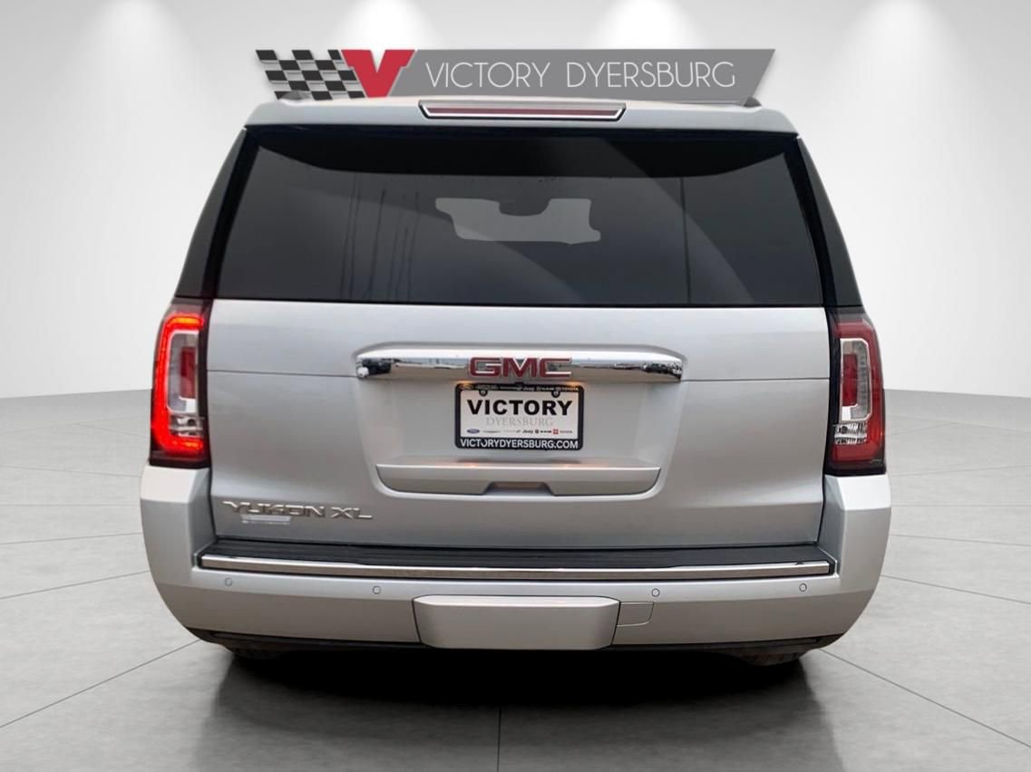 Used 2016 GMC Yukon XL Denali w/ Open Road Package image 7