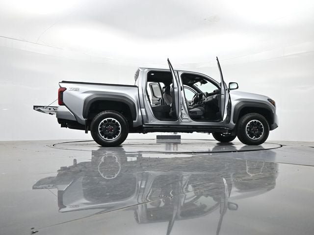 Used 2024 Toyota Tacoma TRD Off-Road AWD/4WD image 48