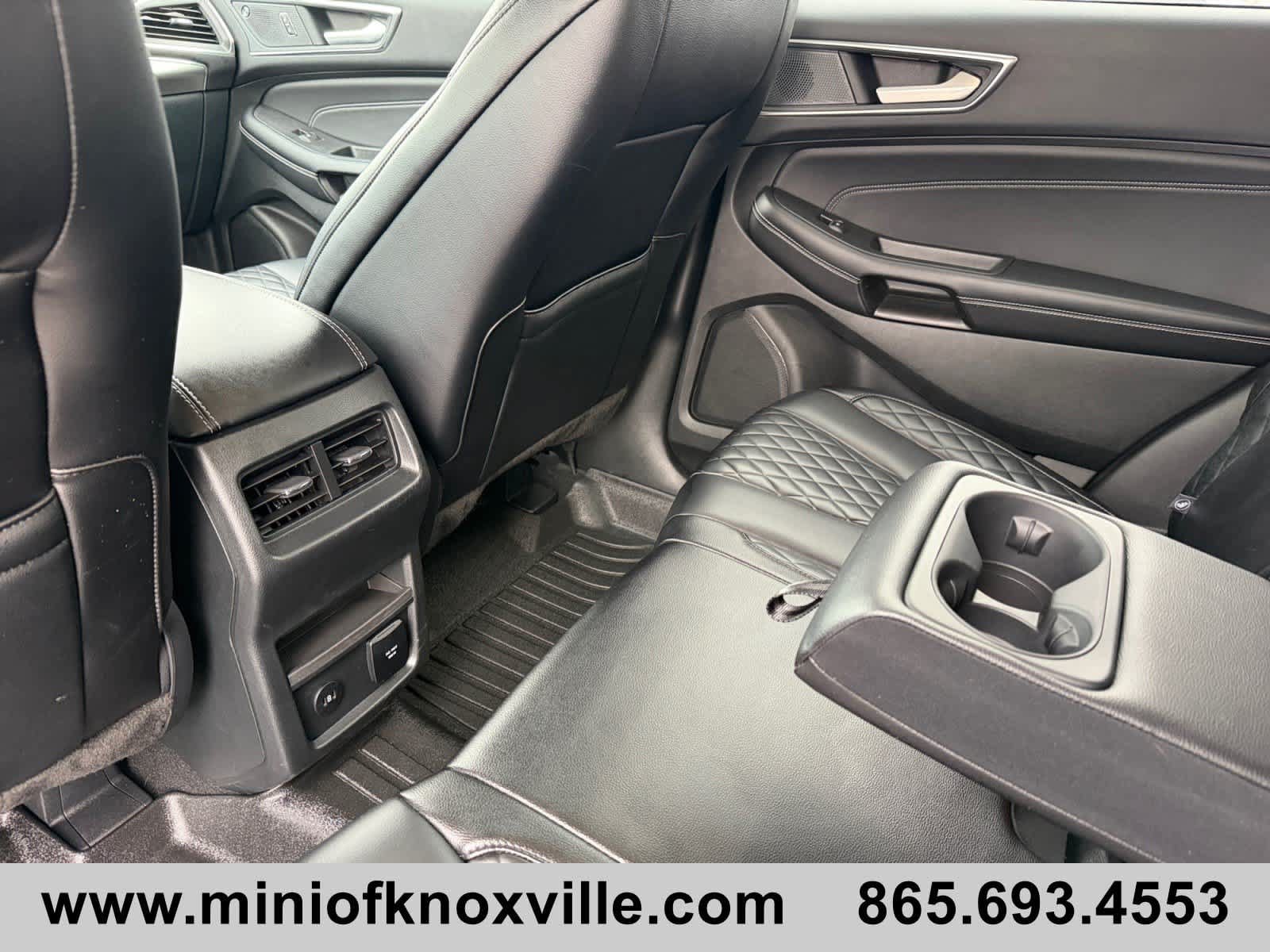 Used 2024 Ford Edge Titanium AWD/4WD image 16