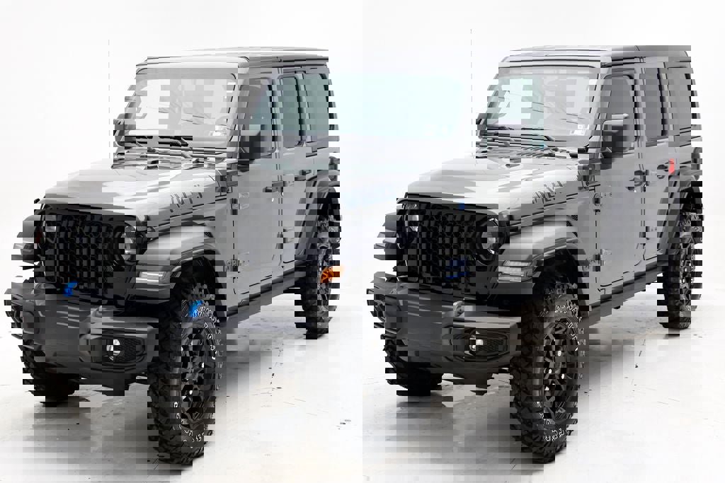 Used 2023 Jeep Wrangler Unlimited image 5