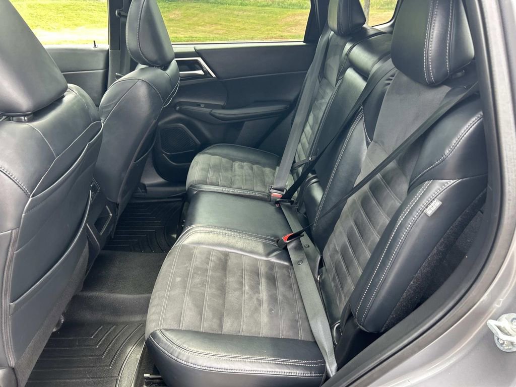 Used 2022 Mitsubishi Outlander SE FWD image 21