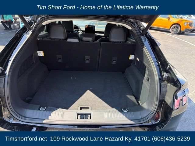 Used 2025 Ford Mustang Mach-E Premium AWD/4WD image 7