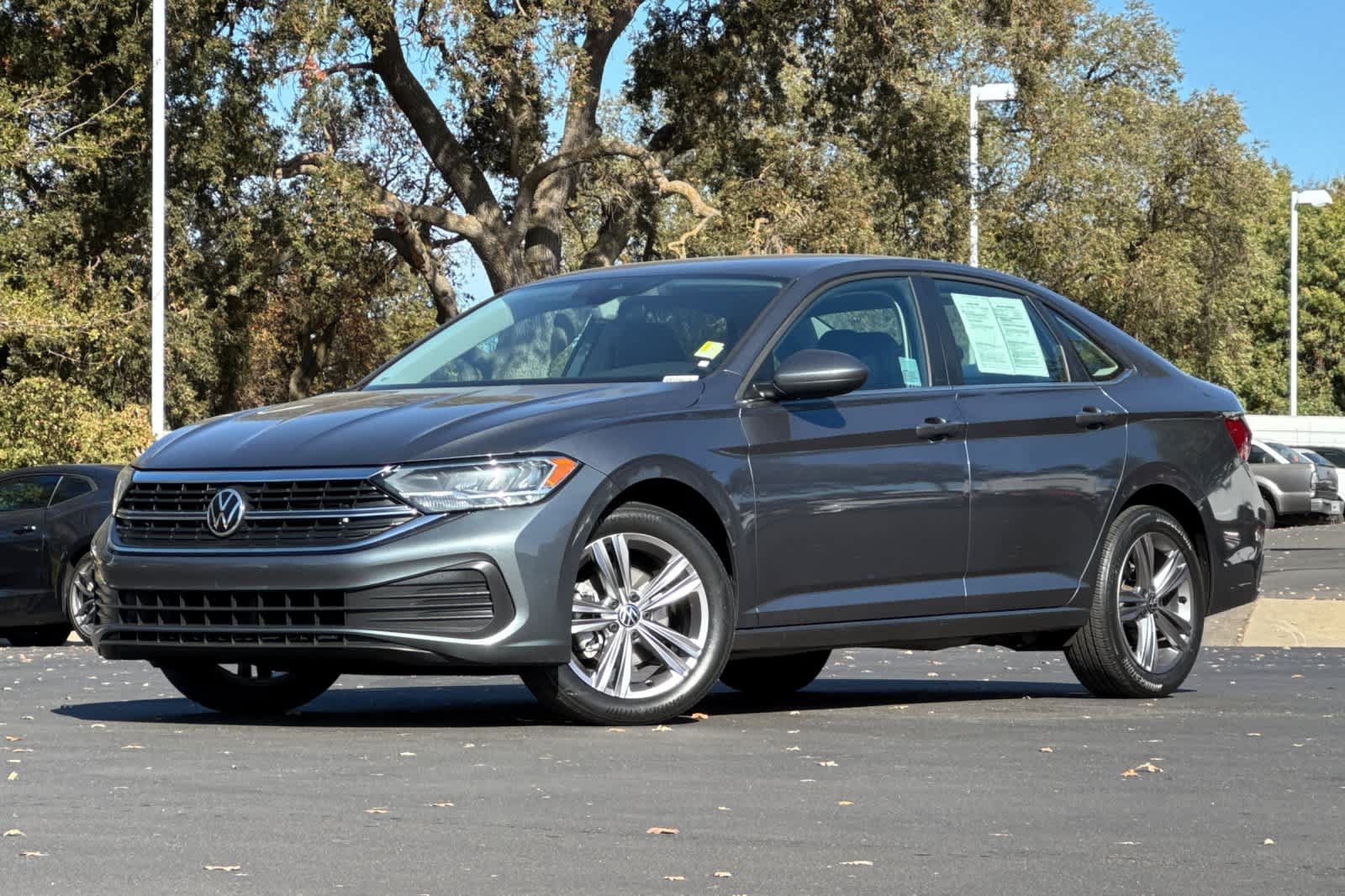 Used 2022 Volkswagen Jetta SE