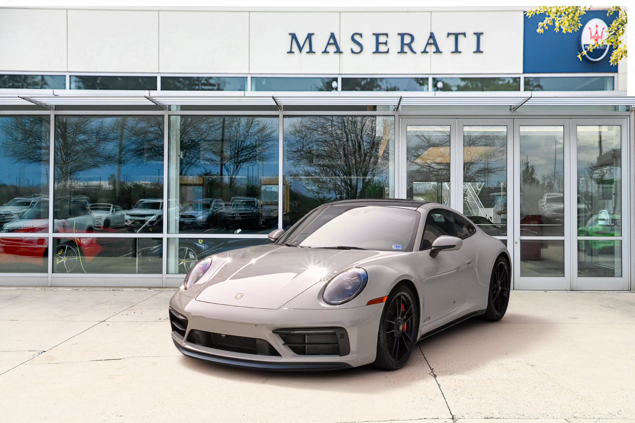 Used 2024 Porsche 911 Carrera GTS RWD image 1